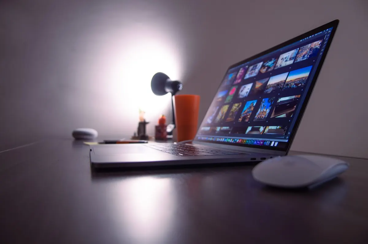 How to Reduce Screen Glare in a Sunlit Home Office